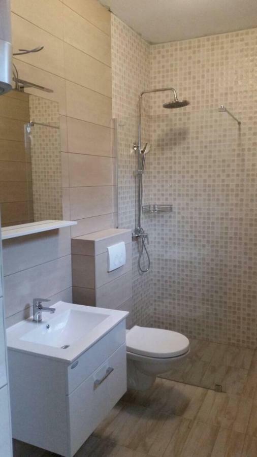 Apartmani Maris III Rab Town Zewnętrze zdjęcie